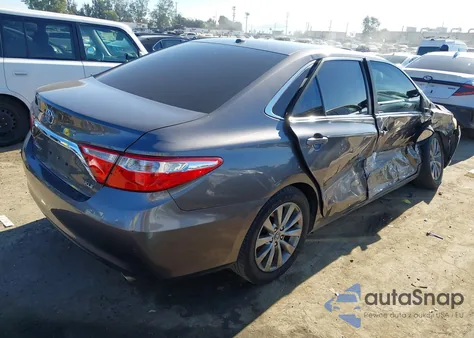 2016 Toyota Camry Xle z USA, uszkodzony, nr VIN 4T4BF1FK7GR542206